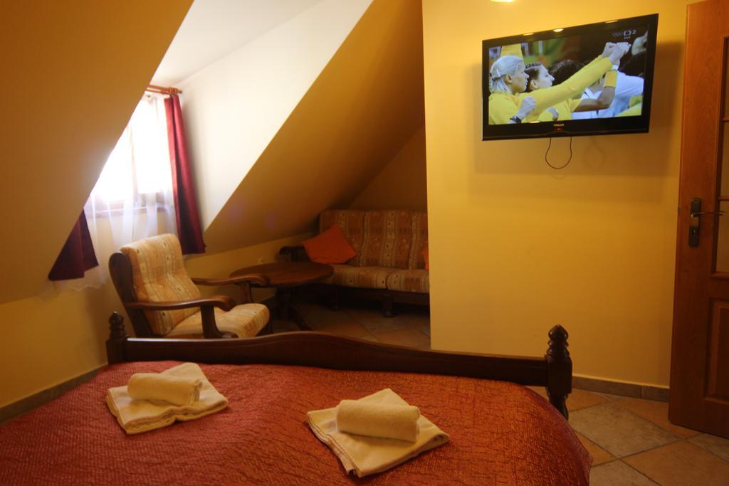 Hotel Pelikan Trebon Luaran gambar