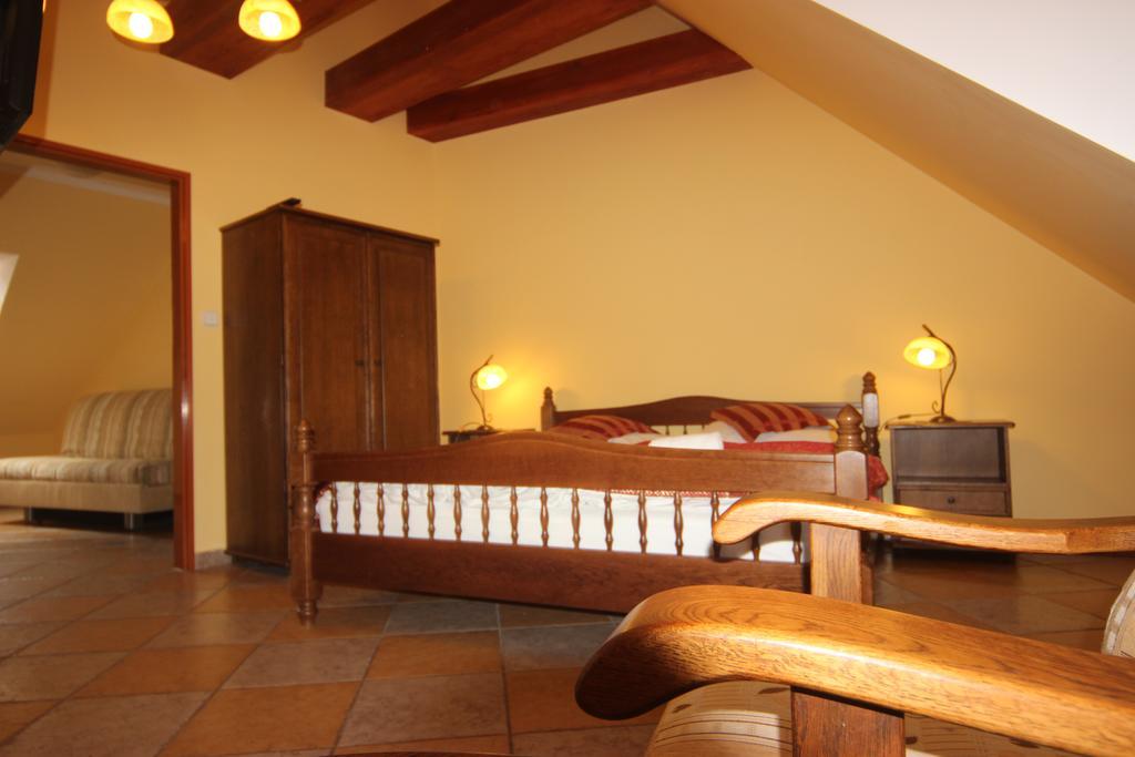 Hotel Pelikan Trebon Luaran gambar